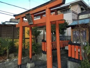 鳥居塗装　玉垣塗装　神額塗装　西宮