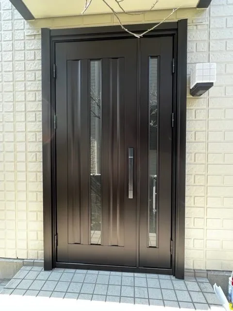 玄関ドア取替え工事　西宮市S様邸