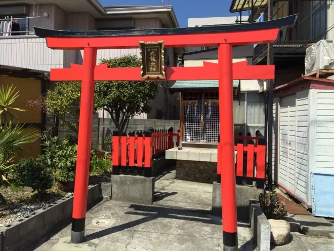 鳥居塗装　玉垣塗装　神額塗装　西宮
