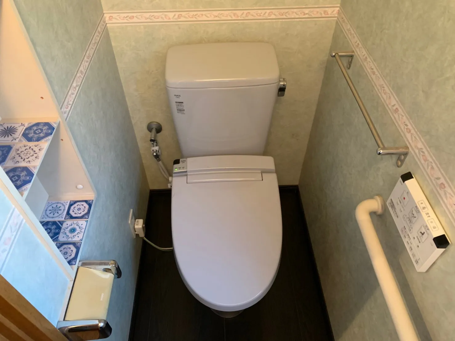 Ｍ様邸 トイレ改修工事　便器取替　壁・床新装　西宮市