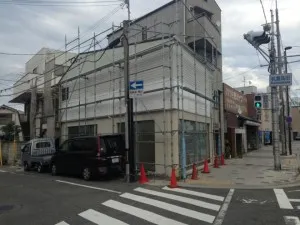 屋根と外壁が出来ました！