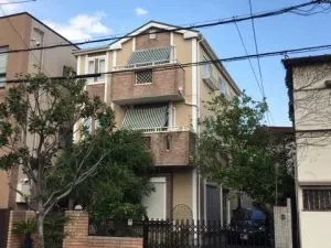 西宮のK様邸でシールを打替えて屋根・外壁塗装をしました。