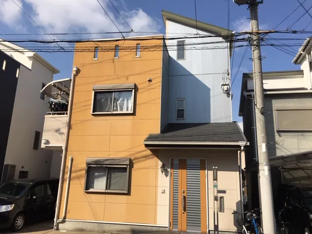 西宮で築13年のⅠ様邸をシール打替えして外壁塗装しました！