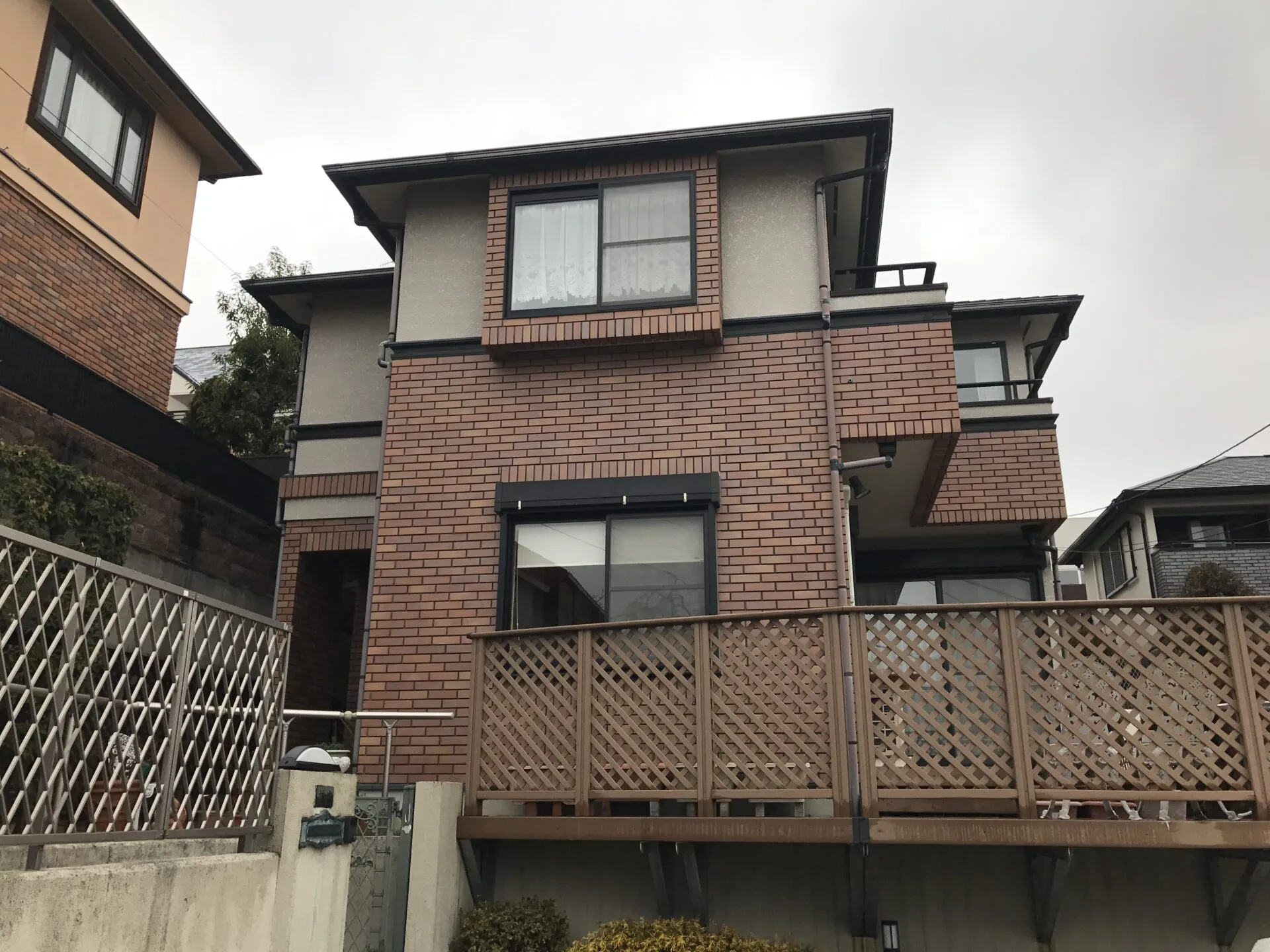 西宮市M様邸で外壁塗装工事しました。